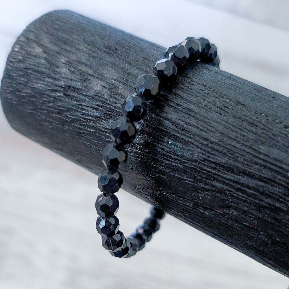 Vintage Stretch Bracelet Dainty Black Beaded